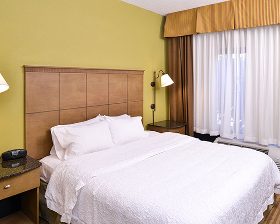 Plush Guest Suites with Top Amenities